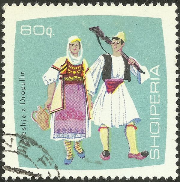 Man and woman, Dropull