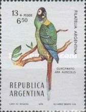 Yellow-collared Macaw (Ara auricolis)