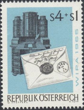Gothic letter & tabernacle secretary