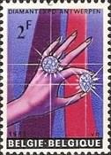 Hand, Round & Pear-shaped Diamonds