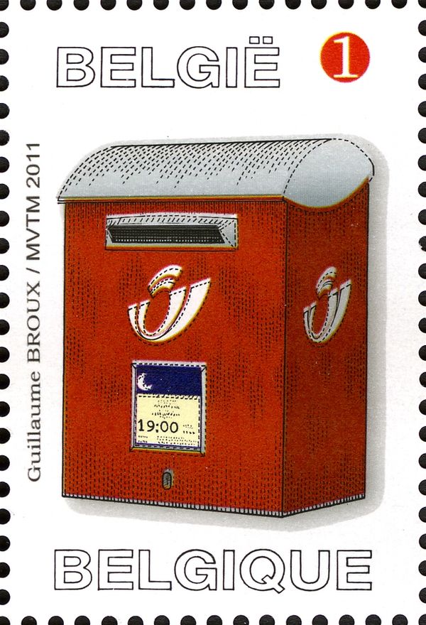 Old and new mailboxes: inox (from 2001)