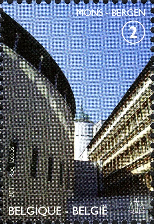 Old and new Courthouses: Mons - Bergen