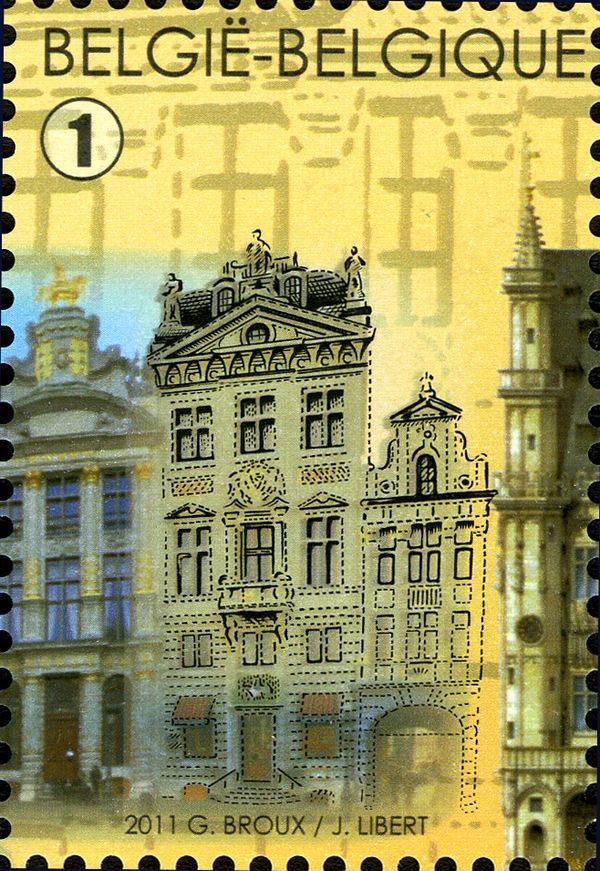 Brussels Grand Place: three houses
