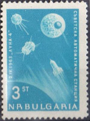 Lunik 1, Lunik 2, probes, moon