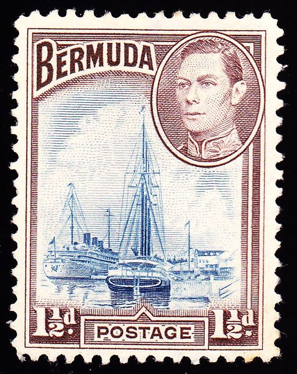 Ships in Hamilton Harbor