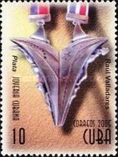 Pendant, by Raul Valladares