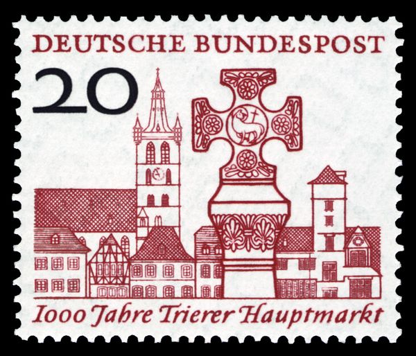 Trier and market cross
