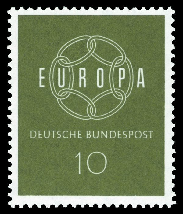 EUROPA - Closed Chain