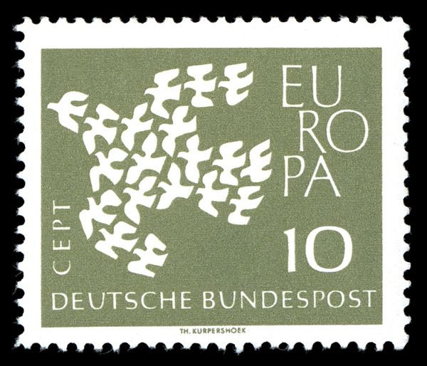 19 pigeons, arranged as a flying Dove