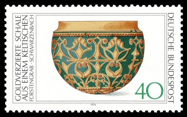 Gold-ornamented Bowl from Celtic tomb,Swanenbach