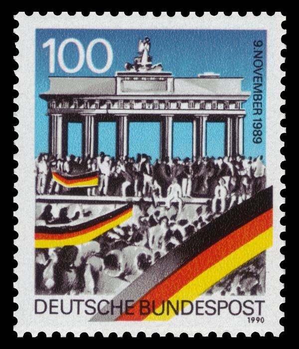 Brandenburg Gate and Crowd