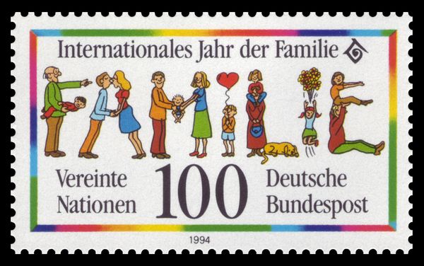"FAMILIE"