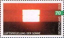 Mirroring of the Sun