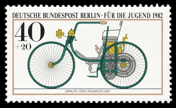 Daimler steel-wheeled car (1889)