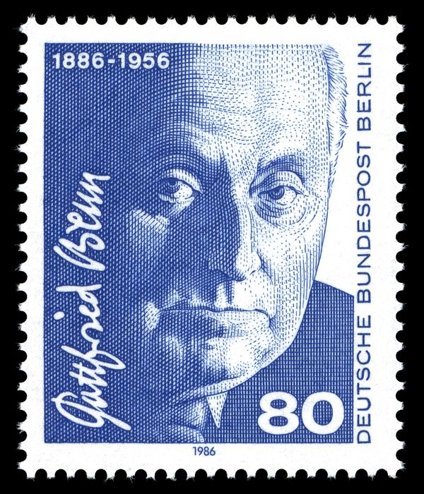 Gottfried Benn, poet and signature