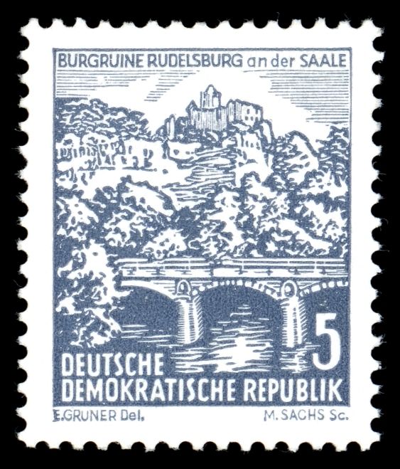 Ruins of Rudelsburg on the River Saale