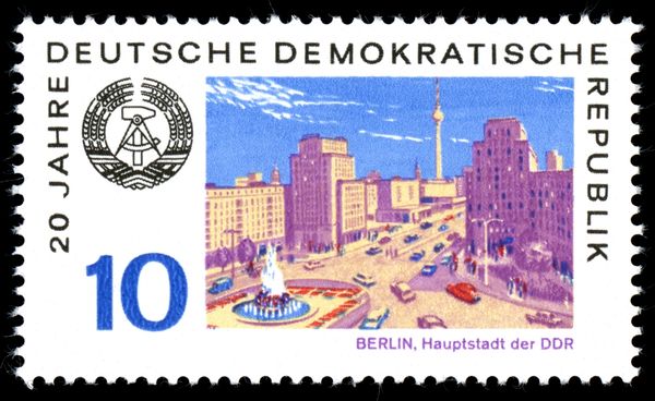 Strausberger Place, Karl-Marx-Allee, Berlin