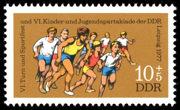 Middle-distance Race