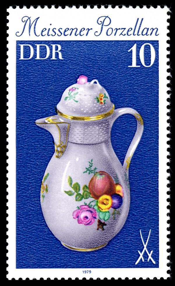 Altozier Coffee Pot (18th-century)