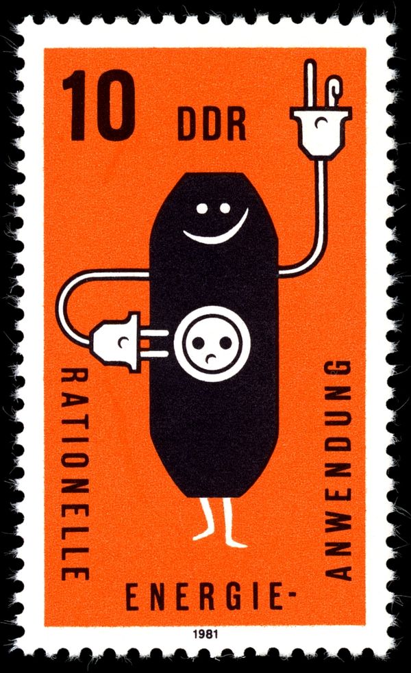 Braunkohlebrikett with socket