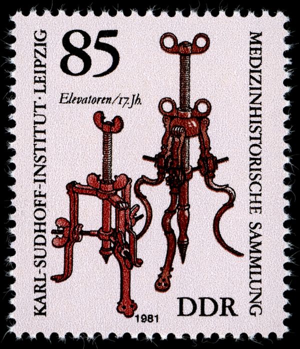 Elevators (17th century)