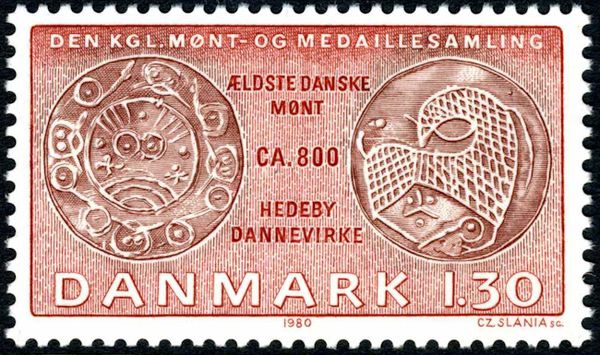 Drawing af the oldest Danish coin, Hedeby (c.800)