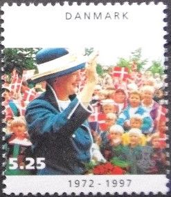 Queen Margrethe waving to children