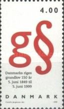 "g" and Paragraph Sign