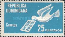 Carrier pigeon with letter