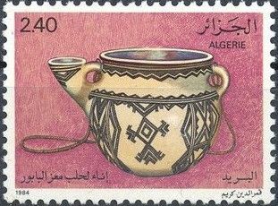 Milk pot