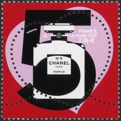 Heart and Bottle of Chanel No. 5