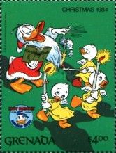 Singing Christmas carols - Donald, the Nephews
