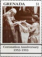 Elizabeth accepting scepter during ceremony