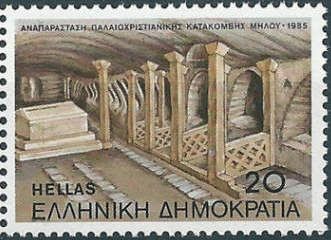 Catacombs of Mylos - Catacomb niches & Martyrs' altars