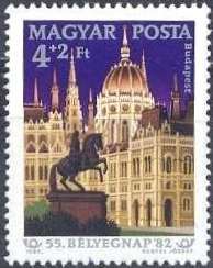 Parliament Building, Statue of II. Rákóczi Ferenc