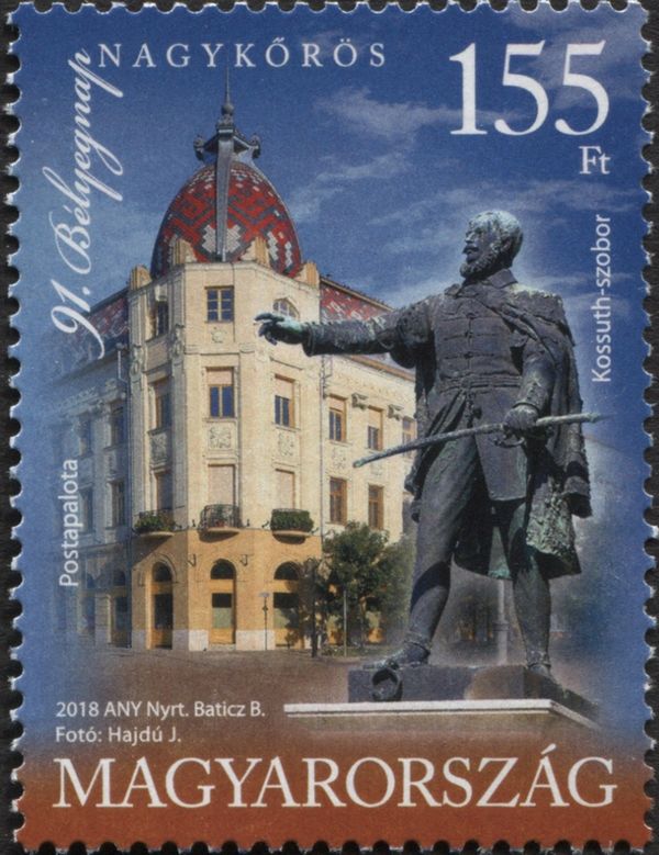 Szabadság Square, Lajos-Kossuth Monument
