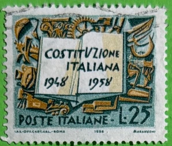 Italian Constitution and Symbols of the Work