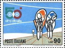 Sprinting Cyclists