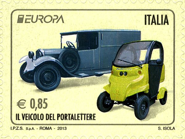 Old Van (1910) and Ducati Free Duck Electric Quadricycle