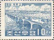 Okryoo bridge across the Taedong