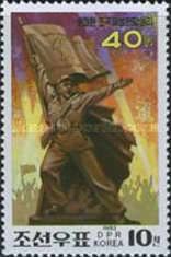 Victory statue, soldier with flag