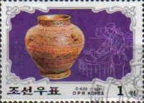 Lotus decoration celadon kettle