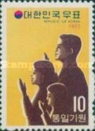 Praying family
