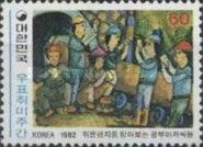 Miners reading consolatory letters