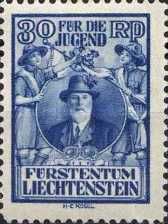 Franz I, Prince of Liechtenstein with 2 scouts