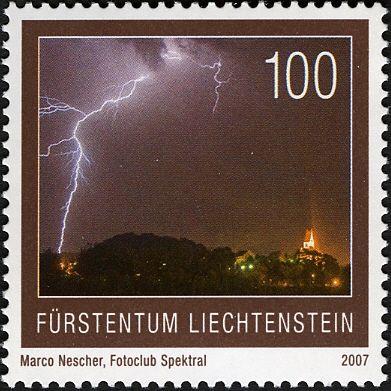 Lightning over Bendern