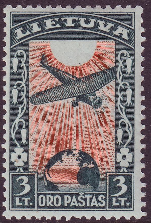"Lituanica" over Globe