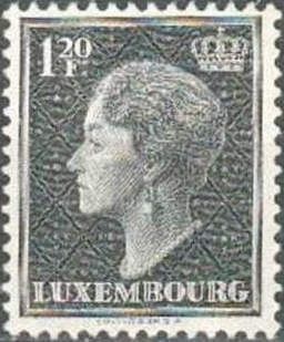 Grand Duchess Charlotte facing Left (Background red lilac)