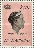 Grand Duchess Charlotte (1896-1985) (Background pink)