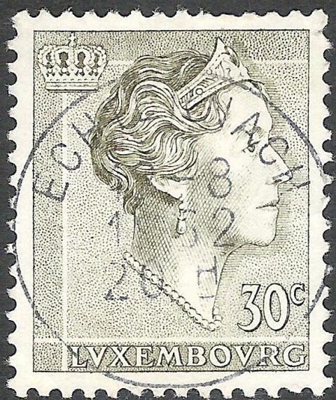 Grand Duchess Charlotte facing Right (30 c. gray olive)